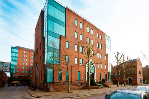 Digital Realty LGW14 Woking Facility